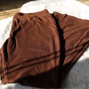 V-waist flare leggings